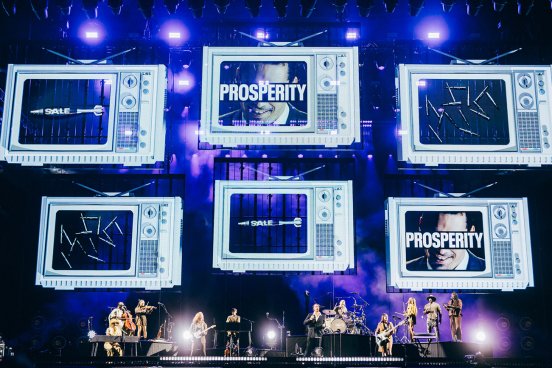 NMEAR_NME-READING-2025-HOZIER-CREDIT-DEREK-BREMNER-2@2000×1270 (1)